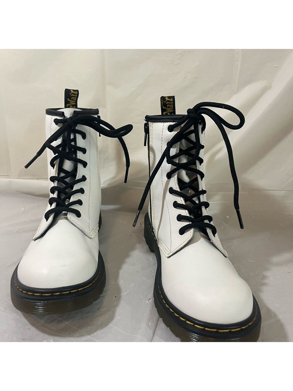 Dr. Martens Women's 1460 Smooth Leather Combat Boots White size 6